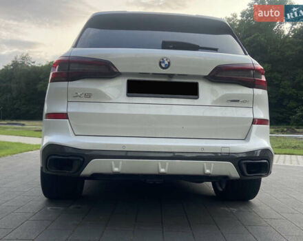 Белый БМВ Х5, объемом двигателя 3 л и пробегом 62 тыс. км за 69000 $, фото 2 на Automoto.ua