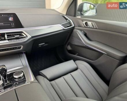 Білий БМВ Х5, об'ємом двигуна 2 л та пробігом 74 тис. км за 54200 $, фото 78 на Automoto.ua