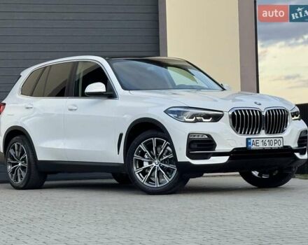 БМВ Х5 2021 в Стрые на Automoto.ua Белый БМВ Х5, объемом двигателя 2 л и пробегом 89 тыс. км за 53900 $, фото 4 на Automoto.ua
