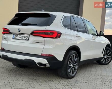 БМВ Х5 2021 в Стрые на Automoto.ua Белый БМВ Х5, объемом двигателя 2 л и пробегом 89 тыс. км за 53900 $, фото 47 на Automoto.ua