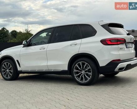 Білий БМВ Х5, об'ємом двигуна 2 л та пробігом 74 тис. км за 54200 $, фото 25 на Automoto.ua