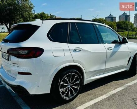Белый БМВ Х5, объемом двигателя 3 л и пробегом 84 тыс. км за 74900 $, фото 5 на Automoto.ua