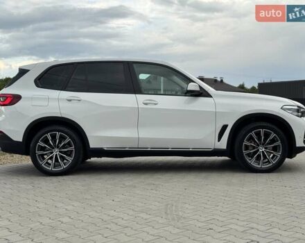 Білий БМВ Х5, об'ємом двигуна 2 л та пробігом 74 тис. км за 54200 $, фото 9 на Automoto.ua