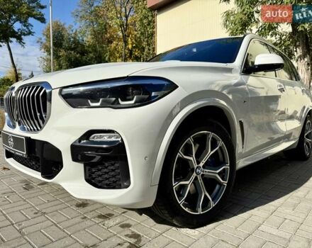 БМВ Х5 2021 у Дніпро (Дніпропетровську) на Automoto.ua Білий БМВ Х5, об'ємом двигуна 2.99 л та пробігом 95 тис. км за 64500 $, фото 4 на Automoto.ua