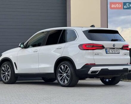 БМВ Х5 2021 в Стрые на Automoto.ua Белый БМВ Х5, объемом двигателя 2 л и пробегом 89 тыс. км за 53900 $, фото 33 на Automoto.ua