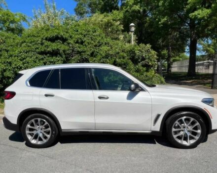 Белый БМВ Х5, объемом двигателя 3 л и пробегом 19 тыс. км за 21000 $, фото 2 на Automoto.ua