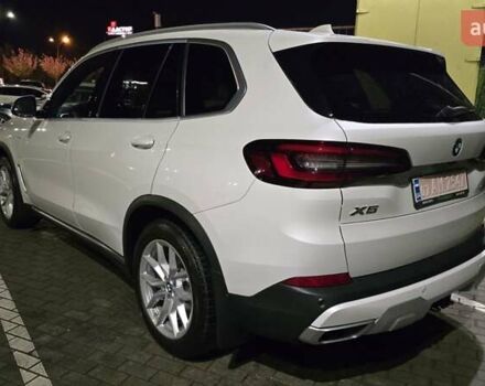 Белый БМВ Х5, объемом двигателя 3 л и пробегом 59 тыс. км за 60500 $, фото 38 на Automoto.ua