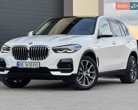 БМВ Х5 2021 в Стрые на Automoto.ua Белый БМВ Х5, объемом двигателя 2 л и пробегом 89 тыс. км за 53900 $, фото 20 на Automoto.ua