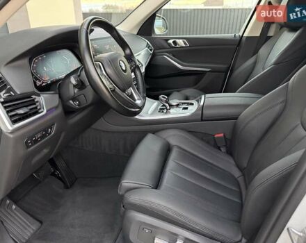 БМВ Х5 2021 в Стрые на Automoto.ua Белый БМВ Х5, объемом двигателя 2 л и пробегом 89 тыс. км за 53900 $, фото 55 на Automoto.ua