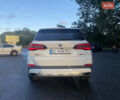 Белый БМВ Х5, объемом двигателя 3 л и пробегом 5 тыс. км за 63900 $, фото 4 на Automoto.ua