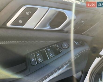 Белый БМВ Х5, объемом двигателя 3 л и пробегом 84 тыс. км за 74900 $, фото 24 на Automoto.ua
