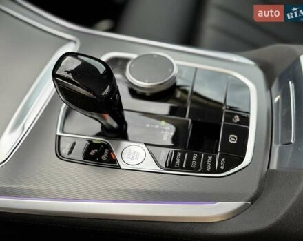 Білий БМВ Х5, об'ємом двигуна 2 л та пробігом 74 тис. км за 54200 $, фото 65 на Automoto.ua