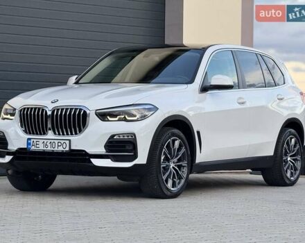 БМВ Х5 2021 в Стрые на Automoto.ua Белый БМВ Х5, объемом двигателя 2 л и пробегом 89 тыс. км за 53900 $, фото 25 на Automoto.ua