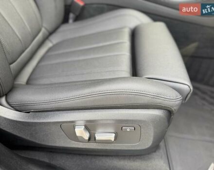 Білий БМВ Х5, об'ємом двигуна 2 л та пробігом 74 тис. км за 54200 $, фото 70 на Automoto.ua