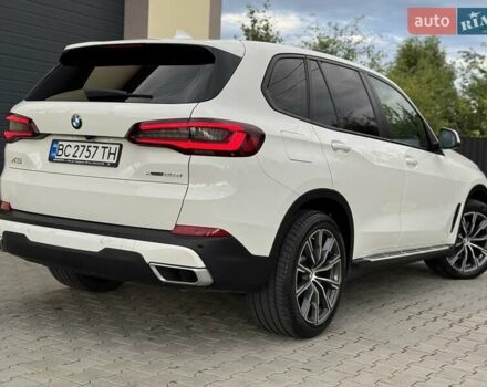 Білий БМВ Х5, об'ємом двигуна 2 л та пробігом 74 тис. км за 54200 $, фото 41 на Automoto.ua