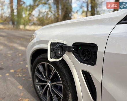БМВ Х5 2021 в Тернополе на Automoto.ua Белый БМВ Х5, объемом двигателя 3 л и пробегом 98 тыс. км за 64900 $, фото 19 на Automoto.ua