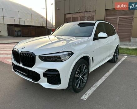 Белый БМВ Х5, объемом двигателя 2 л и пробегом 49 тыс. км за 69900 $, фото 10 на Automoto.ua