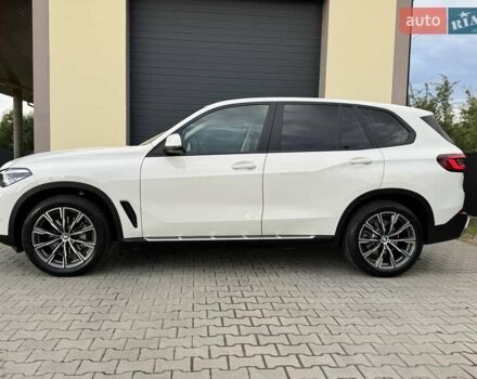 Білий БМВ Х5, об'ємом двигуна 2 л та пробігом 74 тис. км за 54200 $, фото 48 на Automoto.ua