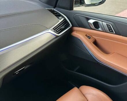 Белый БМВ Х5, объемом двигателя 2 л и пробегом 49 тыс. км за 69900 $, фото 21 на Automoto.ua