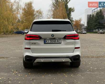 Белый БМВ Х5, объемом двигателя 3 л и пробегом 52 тыс. км за 55555 $, фото 5 на Automoto.ua
