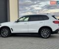 БМВ Х5 2021 в Стрые на Automoto.ua Белый БМВ Х5, объемом двигателя 2 л и пробегом 89 тыс. км за 53900 $, фото 26 на Automoto.ua