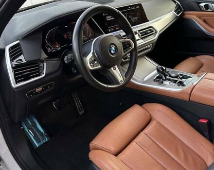 Белый БМВ Х5, объемом двигателя 2 л и пробегом 49 тыс. км за 69900 $, фото 14 на Automoto.ua