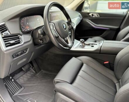 Білий БМВ Х5, об'ємом двигуна 2 л та пробігом 74 тис. км за 54200 $, фото 54 на Automoto.ua