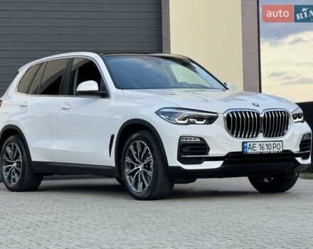 БМВ Х5 2021 в Стрые на Automoto.ua Белый БМВ Х5, объемом двигателя 2 л и пробегом 89 тыс. км за 53900 $, фото 7 на Automoto.ua