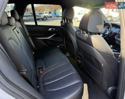 Білий БМВ Х5, об'ємом двигуна 3 л та пробігом 118 тис. км за 67777 $, фото 30 на Automoto.ua