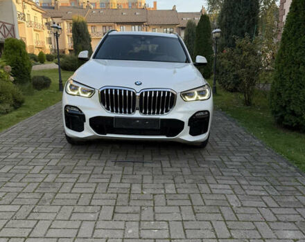БМВ Х5 2021 в Черновцах на Automoto.ua Белый БМВ Х5, объемом двигателя 2.99 л и пробегом 84 тыс. км за 74000 $, фото 1 на Automoto.ua