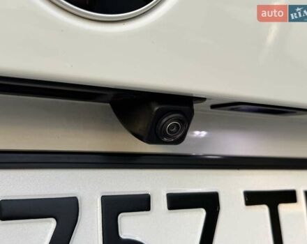 Білий БМВ Х5, об'ємом двигуна 2 л та пробігом 74 тис. км за 54200 $, фото 53 на Automoto.ua