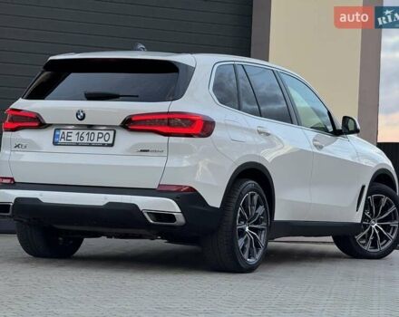 БМВ Х5 2021 в Стрые на Automoto.ua Белый БМВ Х5, объемом двигателя 2 л и пробегом 89 тыс. км за 53900 $, фото 45 на Automoto.ua