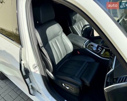 БМВ Х5 2021 у Дніпро (Дніпропетровську) на Automoto.ua Білий БМВ Х5, об'ємом двигуна 2.99 л та пробігом 95 тис. км за 64500 $, фото 33 на Automoto.ua