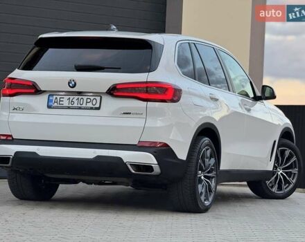 БМВ Х5 2021 в Стрые на Automoto.ua Белый БМВ Х5, объемом двигателя 2 л и пробегом 89 тыс. км за 53900 $, фото 43 на Automoto.ua
