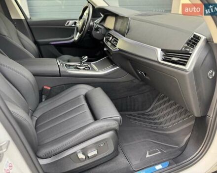 Білий БМВ Х5, об'ємом двигуна 2 л та пробігом 74 тис. км за 54200 $, фото 75 на Automoto.ua