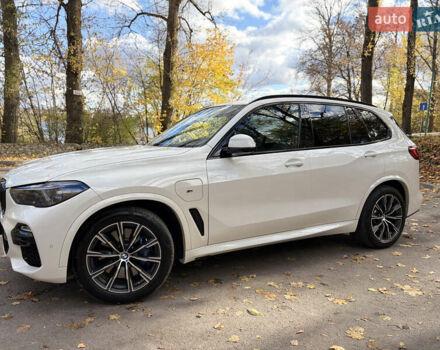 БМВ Х5 2021 в Тернополе на Automoto.ua Белый БМВ Х5, объемом двигателя 3 л и пробегом 98 тыс. км за 64900 $, фото 3 на Automoto.ua