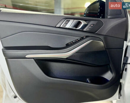 Белый БМВ Х5, объемом двигателя 3 л и пробегом 115 тыс. км за 67000 $, фото 23 на Automoto.ua