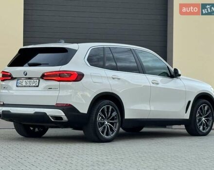 БМВ Х5 2021 в Стрые на Automoto.ua Белый БМВ Х5, объемом двигателя 2 л и пробегом 89 тыс. км за 53900 $, фото 51 на Automoto.ua