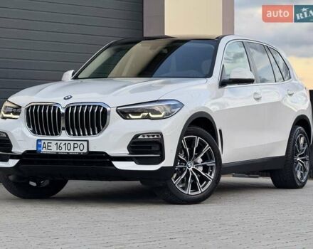БМВ Х5 2021 в Стрые на Automoto.ua Белый БМВ Х5, объемом двигателя 2 л и пробегом 89 тыс. км за 53900 $, фото 21 на Automoto.ua