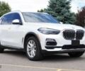 Белый БМВ Х5, объемом двигателя 3 л и пробегом 24 тыс. км за 52300 $, фото 1 на Automoto.ua