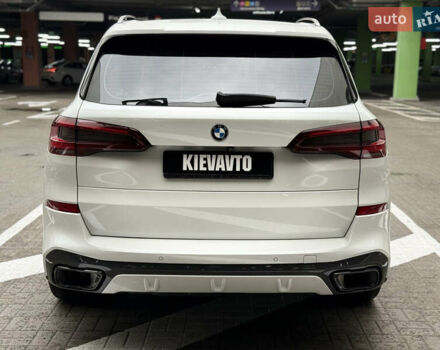 Белый БМВ Х5, объемом двигателя 2 л и пробегом 155 тыс. км за 49000 $, фото 4 на Automoto.ua