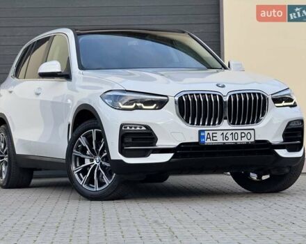 БМВ Х5 2021 в Стрые на Automoto.ua Белый БМВ Х5, объемом двигателя 2 л и пробегом 89 тыс. км за 53900 $, фото 2 на Automoto.ua