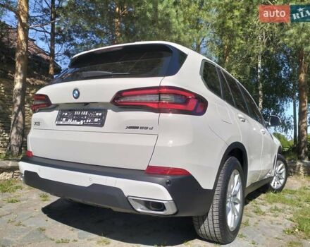 Белый БМВ Х5, объемом двигателя 2 л и пробегом 68 тыс. км за 54800 $, фото 35 на Automoto.ua
