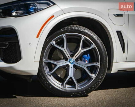 Белый БМВ Х5, объемом двигателя 3 л и пробегом 63 тыс. км за 74900 $, фото 3 на Automoto.ua