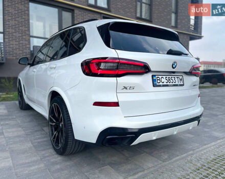 Білий БМВ Х5, об'ємом двигуна 3 л та пробігом 15 тис. км за 68100 $, фото 21 на Automoto.ua