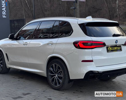 Белый БМВ Х5, объемом двигателя 3 л и пробегом 17 тыс. км за 72000 $, фото 3 на Automoto.ua