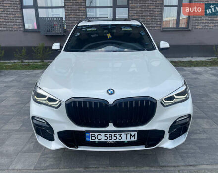 Білий БМВ Х5, об'ємом двигуна 3 л та пробігом 15 тис. км за 68100 $, фото 9 на Automoto.ua
