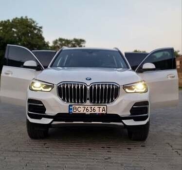 Белый БМВ Х5, объемом двигателя 3 л и пробегом 31 тыс. км за 72500 $, фото 12 на Automoto.ua