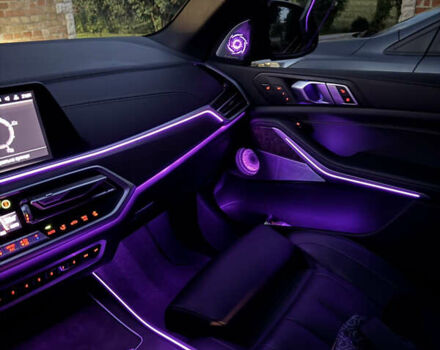 Белый БМВ Х5, объемом двигателя 4.39 л и пробегом 45 тыс. км за 74999 $, фото 23 на Automoto.ua