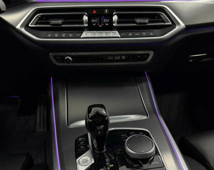 Белый БМВ Х5, объемом двигателя 3 л и пробегом 43 тыс. км за 62500 $, фото 25 на Automoto.ua